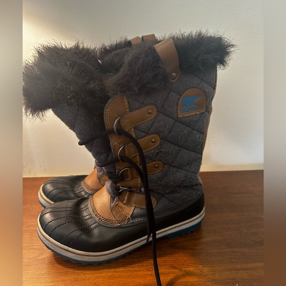 Women’s Sorel Joan of Artic Winter Boots size 10.5 - Picture 1 of 4